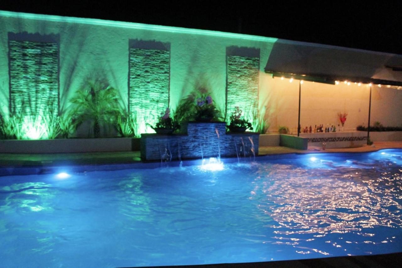 Hotel Y Restaurante Villas Del Sol Jalpan Luaran gambar
