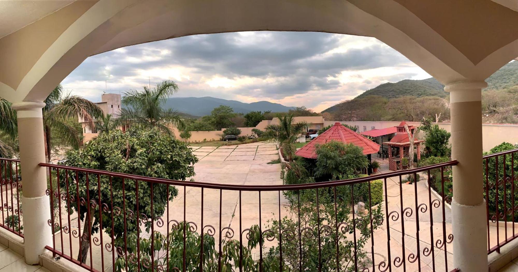 Hotel Y Restaurante Villas Del Sol Jalpan Luaran gambar